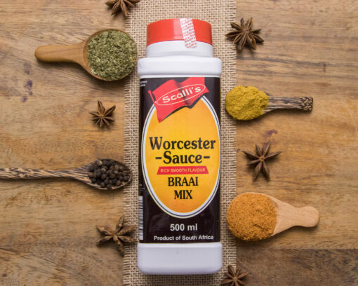 a tub of Scalli's Worcester Sauce Braai Mix Shaker 500ml