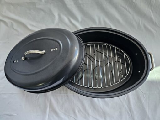 Oval Non-Stick Roaster